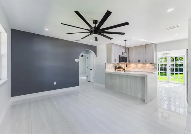 Photo 3 of Single family home for sale at 639 Hand Ave, Sarasota, FL 34232 | MLS# A4704498 | Listing updated on 2026-08-30