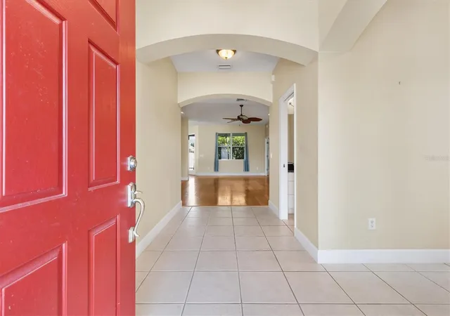 Photo 4 of Single family home for sale at 1025 Winnsboro Dr, The Villages, FL 32162 | MLS# G5117177 | Listing updated on 2026-09-28