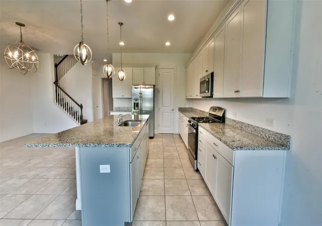 Photo 4 of Single family home for sale at 9152 Olmo Ct, Davenport, FL 33897 | MLS# O6437700 | Listing updated on 2026-08-31