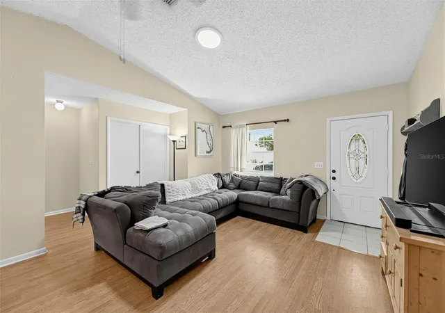 Photo 3 of Single family home for sale at 5 Banner Ln, Palm Coast, FL 32135 | MLS# FC321085 | Listing updated on 2026-10-28