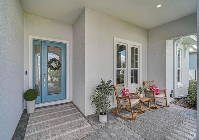 Photo 3 of Single family home for sale at 21345 Holmes Cir, Venice, FL 34293 | MLS# N6145554 | Listing updated on 2026-10-01