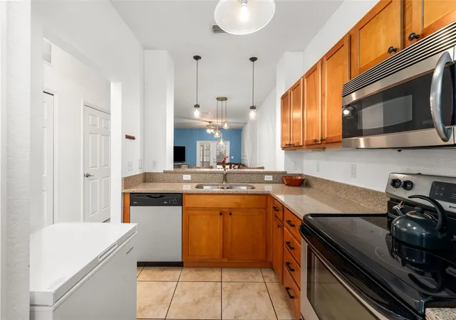 Photo 2 of Condo for sale at 2508 Sw 35th Place #Q98, Gainesville, FL 32608 | MLS# GC543112 | Listing updated on 2026-09-05