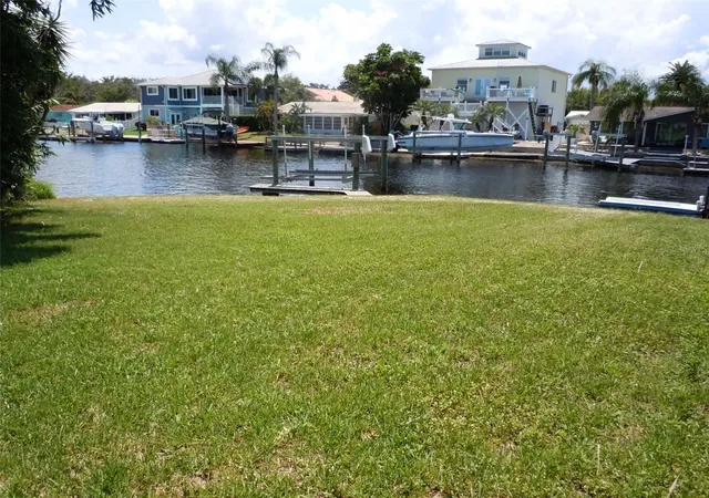 Photo 4 of Single family home for sale at 4850 Bonito Dr, New Port Richey, FL 34652 | MLS# TB8543820 | Listing updated on 2026-08-31