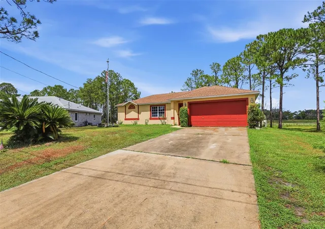 Photo 3 of Single family home for sale at 2772 Pelham Cir, Deltona, FL 32738 | MLS# V4951006 | Listing updated on 2026-08-31
