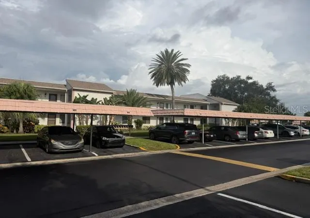 Photo 2 of Condo for sale at 105 Lakeview Wy #105, Oldsmar, FL 34677 | MLS# TB8543823 | Listing updated on 2026-09-26