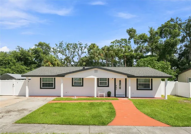 Photo 2 of Single family home for sale at 6529 La Mesa Cir, Tampa, FL 33634 | MLS# TB8543830 | Listing updated on 2026-09-20