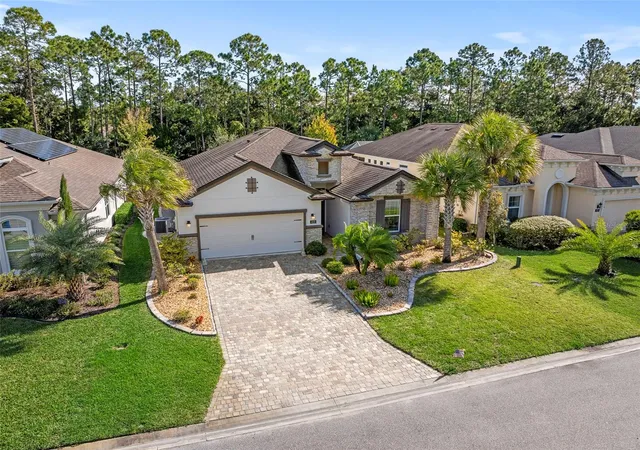 Photo 1 of Sale Pending at 823 Creekwood Dr, Ormond Beach, FL 32174 | MLS# FC321089 | Listing updated on 2026-09-19