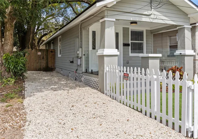 Photo 3 of Single family home for sale at 2410 E Columbus Dr, Tampa, FL 33605 | MLS# TB8543849 | Listing updated on 2026-10-07