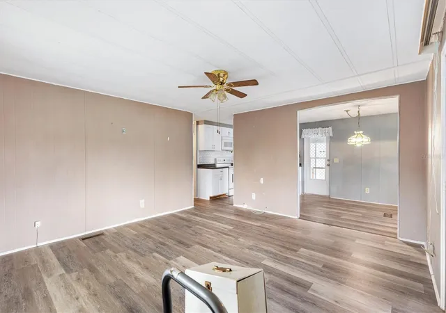 Photo 4 of Manufactured home for sale at 1020 Nell Way, The Villages, FL 32159 | MLS# G5117180 | Listing updated on 2026-10-08