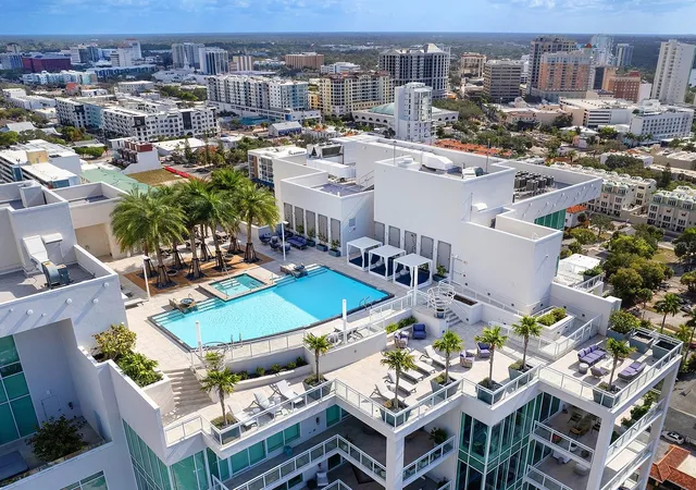 Photo 4 of Condo for sale at 540 N Tamiami Trl #1201, Sarasota, FL 34236 | MLS# A4704519 | Listing updated on 2026-09-29