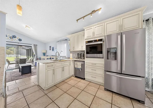 Photo 2 of Single family home for sale at 257 Lexingdale Dr, Orlando, FL 32828 | MLS# R4911908 | Listing updated on 2026-09-13