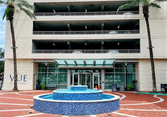 Photo 3 of Condo for sale at 150 E Robinson St #3102, Orlando, FL 32801 | MLS# O6437730 | Listing updated on 2026-09-28