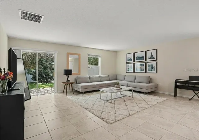 Photo 3 of Single family home for sale at 4469 Blf Oak Loop, Kissimmee, FL 34746 | MLS# O6437731 | Listing updated on 2026-09-21