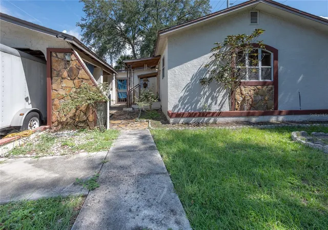 Photo 3 of Single family home for sale at 5104 N 34th Street, Tampa, FL 33610 | MLS# TB8543887 | Listing updated on 2026-10-27
