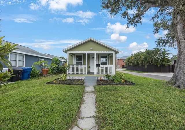 Photo 2 of Single family home for sale at 1160 36th Ave N, St Petersburg, FL 33704 | MLS# TB8543888 | Listing updated on 2026-09-17