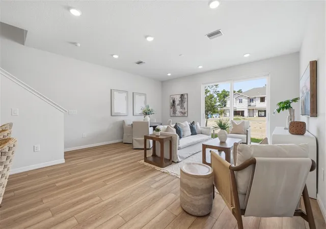 Photo 3 of Townhouse for sale at 5815 Angela Leyla Pl, Riverview, FL 33578 | MLS# W7889055 | Listing updated on 2026-10-20