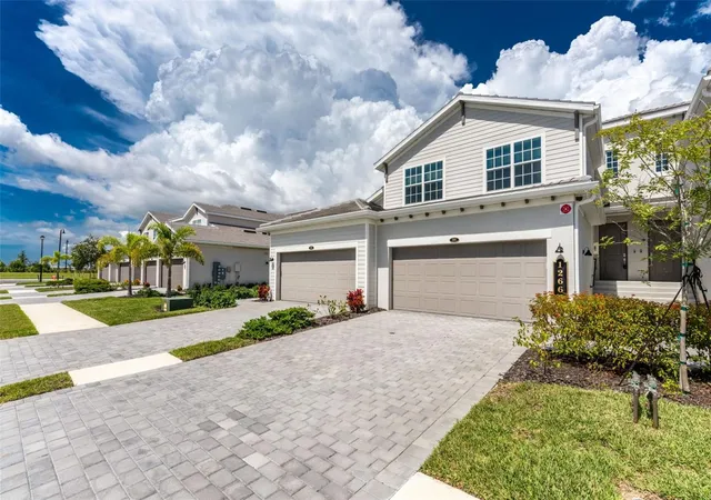 Photo 2 of Condo for sale at 12660 Radiance Ct #201, Venice, FL 34293 | MLS# D6148620 | Listing updated on 2026-09-14