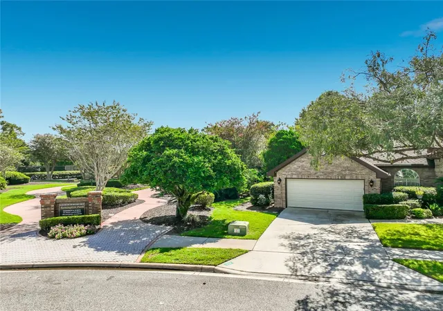 Photo 4 of Single family home for sale at 324 Remington Dr, Oviedo, FL 32765 | MLS# O6437743 | Listing updated on 2026-10-04