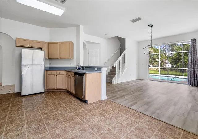 Photo 3 of Single family home for sale at 238 N Hampton Dr, Davenport, FL 33897 | MLS# S5156628 | Listing updated on 2026-09-17