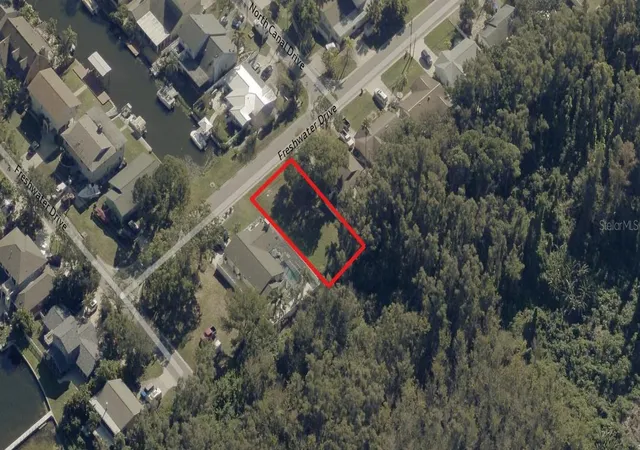 Photo 4 of Land for sale at 10 Freshwater Dr, Palm Harbor, FL 34684 | MLS# O6437744 | Listing updated on 2026-10-01