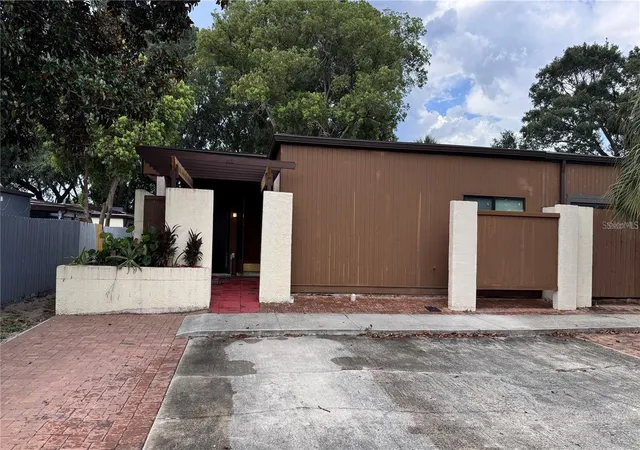 Photo 1 of Townhouse for sale at 2657 Exuma Way, Winter Park, FL 32792 | MLS# O6437751 | Listing updated on 2026-09-21