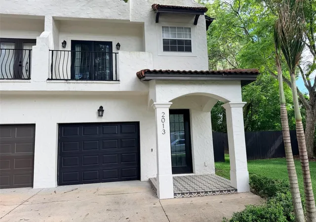 Photo 1 of Multi family home for sale at 2013 E Esther St, Orlando, FL 32806 | MLS# O6437752 | Listing updated on 2026-09-01
