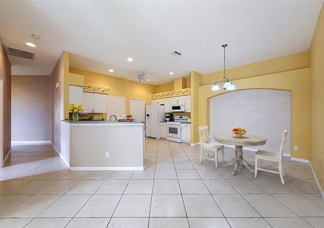 Photo 4 of House for sale at 11440 Golf Round Dr, New Port Richey, FL 34654 | MLS# W7889058 | Listing updated on 2026-10-17