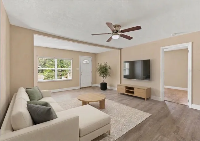 Photo 2 of Single family home for sale at 118 David Ave, Clearwater, FL 33759 | MLS# A4704531 | Listing updated on 2026-09-20