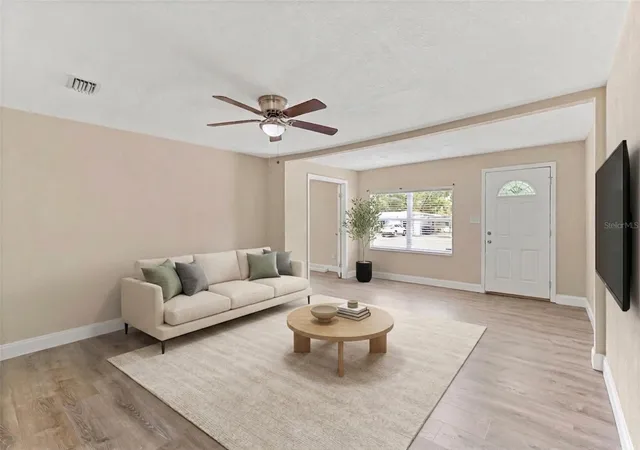 Photo 3 of Single family home for sale at 118 David Ave, Clearwater, FL 33759 | MLS# A4704531 | Listing updated on 2026-09-20