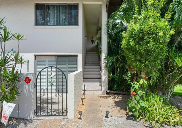 Photo 1 of Condo for sale at 3500 El Conquistador Pkwy #124, Bradenton, FL 34210 | MLS# A4704536 | Listing updated on 2026-09-20