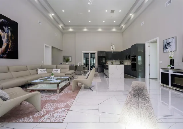 5th image of 6396 18th Street N, Saint Petersburg, FL 33702 | MLS# TB8543919
