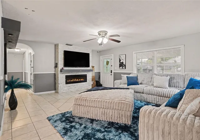 Photo 2 of Single family home for sale at 128 South 7th St, Haines City, FL 33844 | MLS# TB8543923 | Listing updated on 2026-09-11