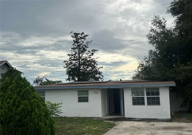 Photo 1 of Single family home for sale at 924 Ferndell Rd, Orlando, FL 32808 | MLS# O6437757 | Listing updated on 2026-09-08