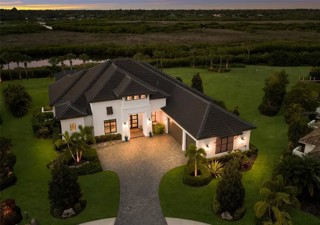 Photo 1 of Single family home for sale at 1622 Channelside Pl, Parrish, FL 34219 | MLS# A4704538 | Listing updated on 2026-09-04
