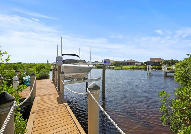 Photo 2 of Single family home for sale at 1622 Channelside Pl, Parrish, FL 34219 | MLS# A4704538 | Listing updated on 2026-09-04