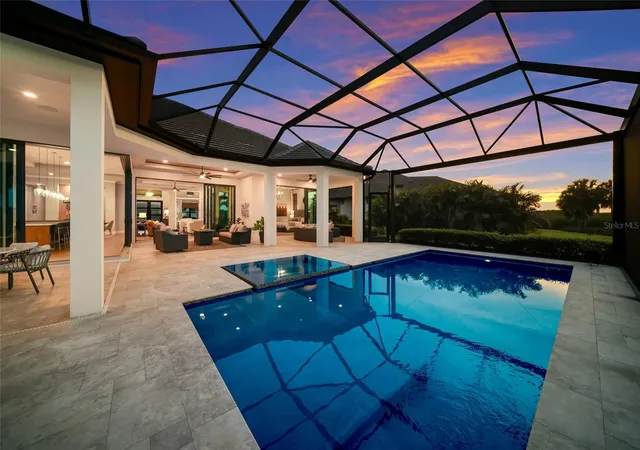 Photo 4 of Single family home for sale at 1622 Channelside Pl, Parrish, FL 34219 | MLS# A4704538 | Listing updated on 2026-09-04