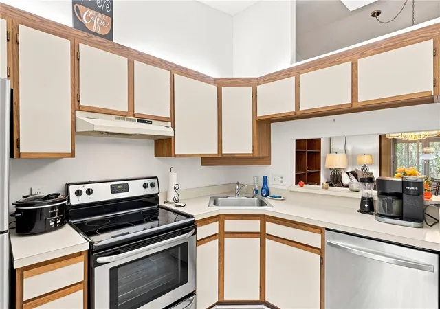 Photo 4 of Condominium at 13134 Cypress Hl Dr #B, Hudson, FL 34669 | MLS# W7889059 | | Sold on 2026-10-07