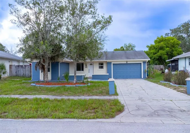 Photo 1 of Single family home for sale at 5176 Wellington Rd, Spring Hill, FL 34609 | MLS# TB8543930 | Listing updated on 2026-09-01