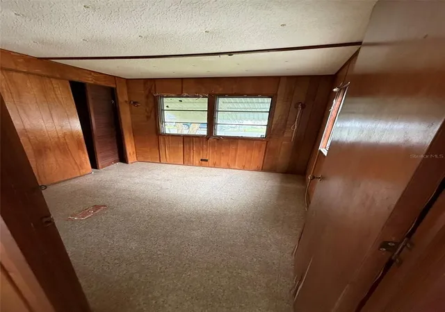 Photo 11 of Manufactured home for sale at 19405 Oakdale Ave, Brooksville, FL 34601 | MLS# TB8543936 | Listing updated on 2026-08-31