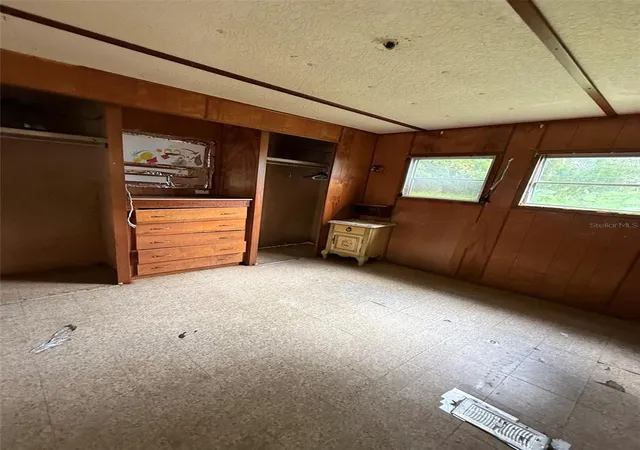Photo 4 of Manufactured home for sale at 19405 Oakdale Ave, Brooksville, FL 34601 | MLS# TB8543936 | Listing updated on 2026-08-31