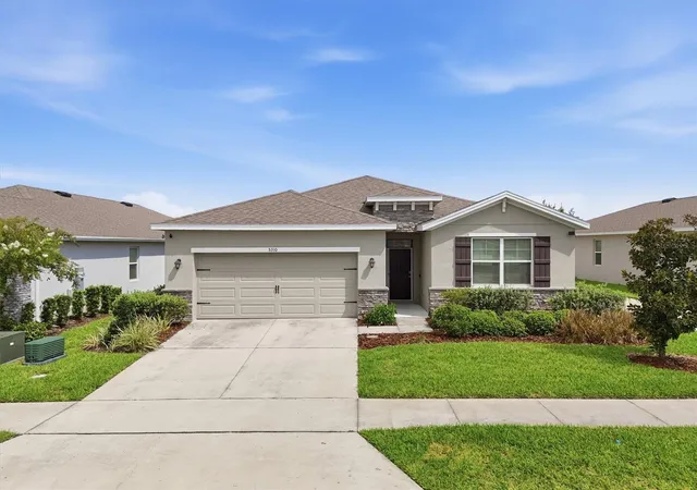Photo 1 of Single family home for sale at 5310 Sunshine Dr, Wildwood, FL 34785 | MLS# TB8543940 | Listing updated on 2026-09-13