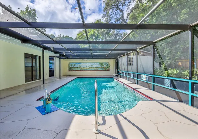 Photo 3 of Sale Pending at 1411 Ivydale Rd, Spring Hill, FL 34606 | MLS# W7889061 | Listing updated on 2026-10-15