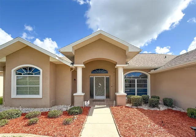 Photo 2 of Single family home for sale at 8533 Coral Crk Loop, Hudson, FL 34667 | MLS# W7889062 | Listing updated on 2026-10-07