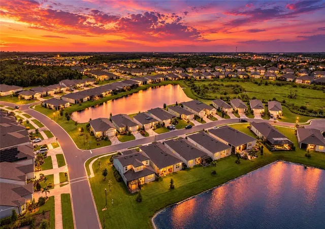 Photo 1 of Single family home for sale at 10619 Sea Pines Pl, Parrish, FL 34219 | MLS# A4704546 | Listing updated on 2026-10-14