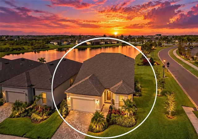 Photo 3 of Single family home for sale at 10619 Sea Pines Pl, Parrish, FL 34219 | MLS# A4704546 | Listing updated on 2026-10-14
