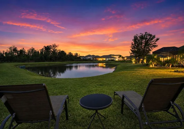 Photo 4 of Single family home for sale at 33564 Willow Point Ct, Wesley Chapel, FL 33545 | MLS# TB8543950 | Listing updated on 2026-09-26