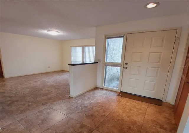 Photo 4 of Single family home for sale at 14902 Oldgate Pl, Tampa, FL 33624 | MLS# TB8543954 | Listing updated on 2026-09-17