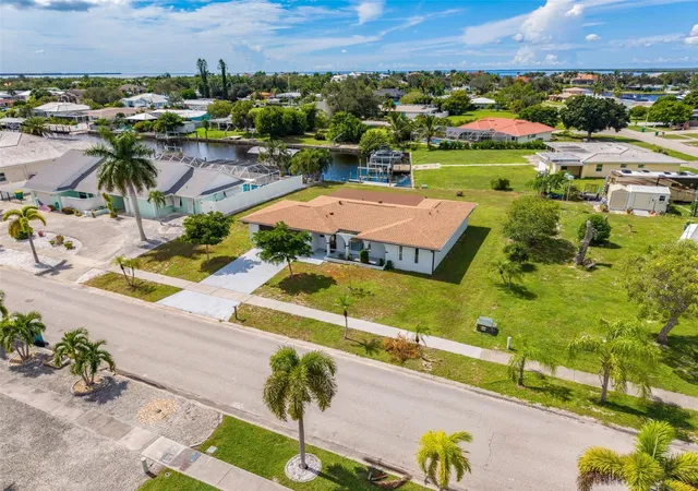 Photo 3 of Single family home for sale at 155 Morgan Ln Se, Port Charlotte, FL 33952 | MLS# C7530159 | Listing updated on 2026-10-07