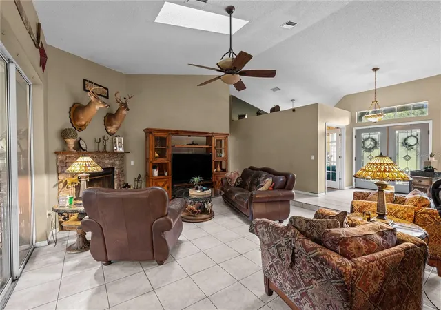 Photo 4 of Single family home for sale at 4457 Cr 542h, Bushnell, FL 33513 | MLS# G5117193 | Listing updated on 2026-10-01