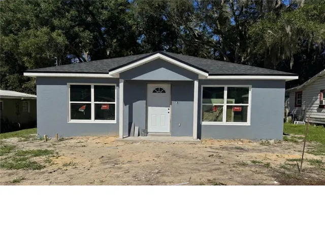 Single family home for sale at 408 SW 12th Avenue, Ocala, FL 34471 | MLS# OM731393 | Listing updated on 2026-09-22